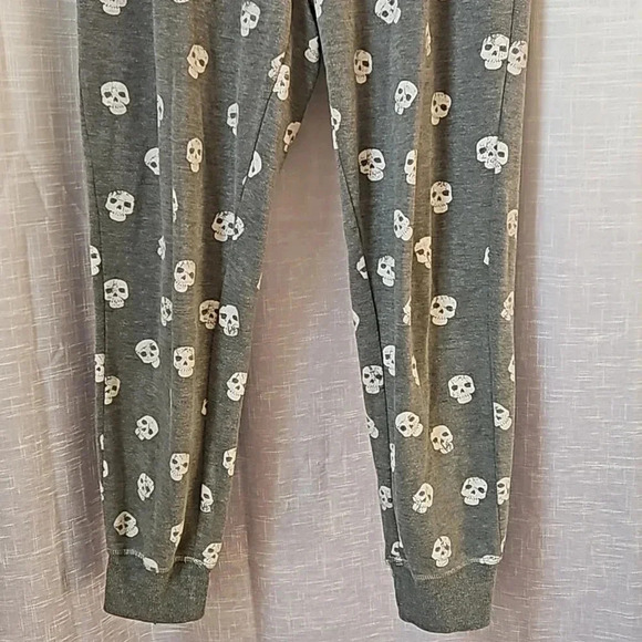 SKULL SWEATPANTS - Picture 3 of 14